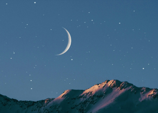 Six ways to use the energy of the new moon