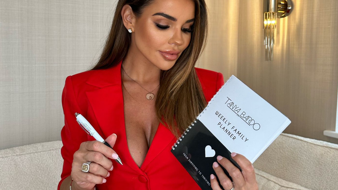 Tanya bardo angel love pendant short 2025 18ct yellow gold plated 18 chain